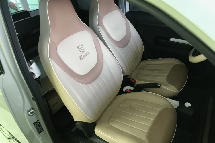 五菱汽车 宏光MINIEV 2024款 第三代 215km 进阶版局部细节41