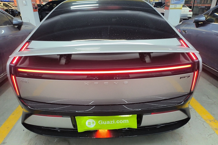 小鹏P7 2025款 702 长续航 Ultra车身外观6004