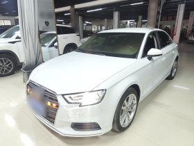 奥迪A3 2018款 30周年年型 Limousine 35 TFSI 进取型