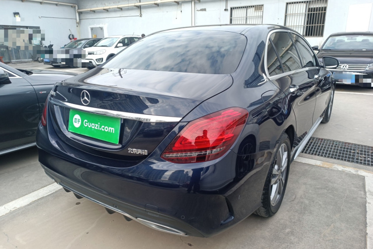 奔驰C级 2020款 改款 C 200 L 时尚型运动版车身外观7
