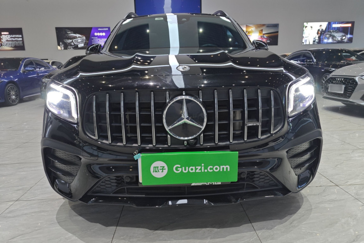 奔驰GLB AMG 2021款 改款 AMG GLB 35 4MATIC车身外观2