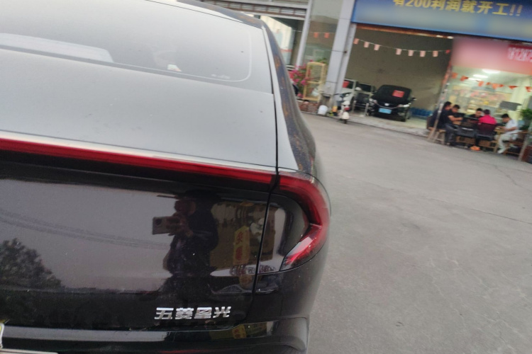 五菱汽车 五菱星光 2024款 共创版 70 标准型车身外观9