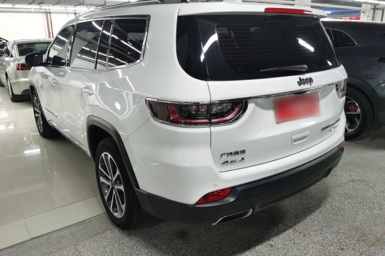 Jeep 大指挥官 2018款 2.0T 四驱悦享版 国V车身外观6008