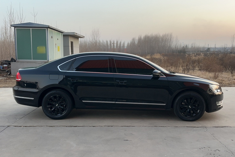 大众 帕萨特 2011款 1.8TSI 自动尊荣版车身外观6003