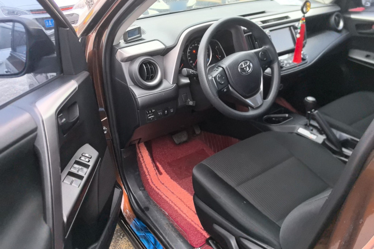 丰田 RAV4荣放 2016款 2.0L CVT两驱风尚版 国V中控内饰20