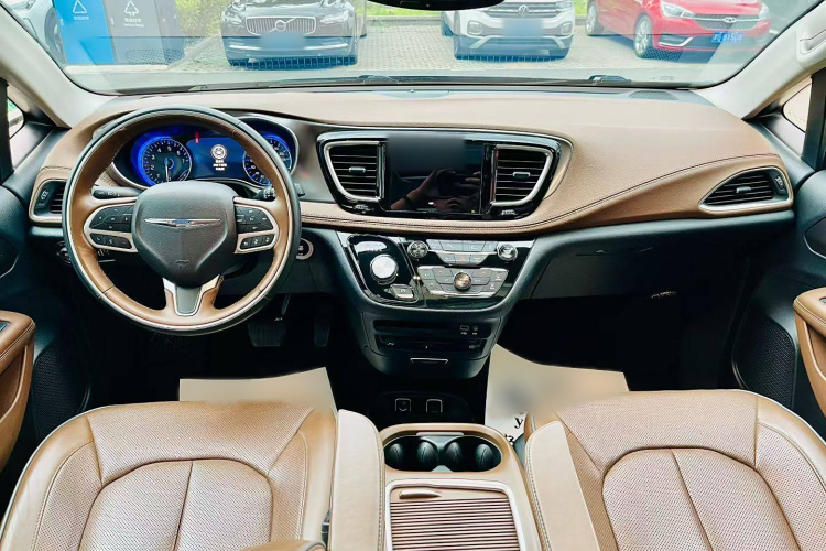 克莱斯勒 大捷龙(进口) 2017款 3.6L 尊享版中控内饰7001