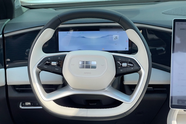 吉利银河 银河L7 2023款 1.5T 115km 星舰中控内饰7002