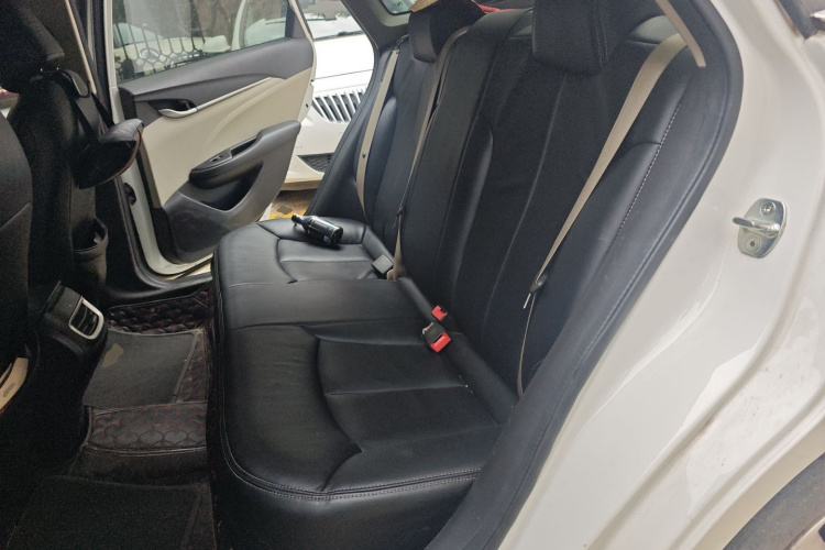 别克 英朗 2018款 15T 双离合进取型 国V中控内饰21