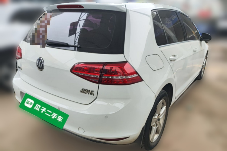 大众 高尔夫 2016款 230TSI 自动舒适型车身外观7