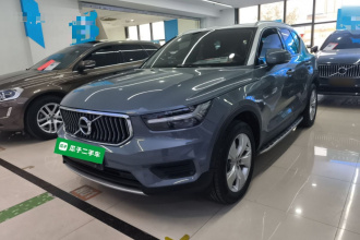 沃尔沃XC40 2021款 T4 四驱智行时尚版