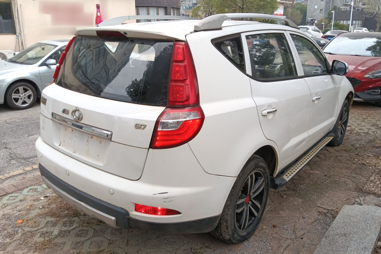 吉利汽车 吉利GX7 2015款 经典版 1.8L 手动精英型 国V车身外观7