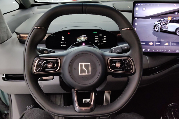 极氪MIX 2025款 智驾版中控内饰13