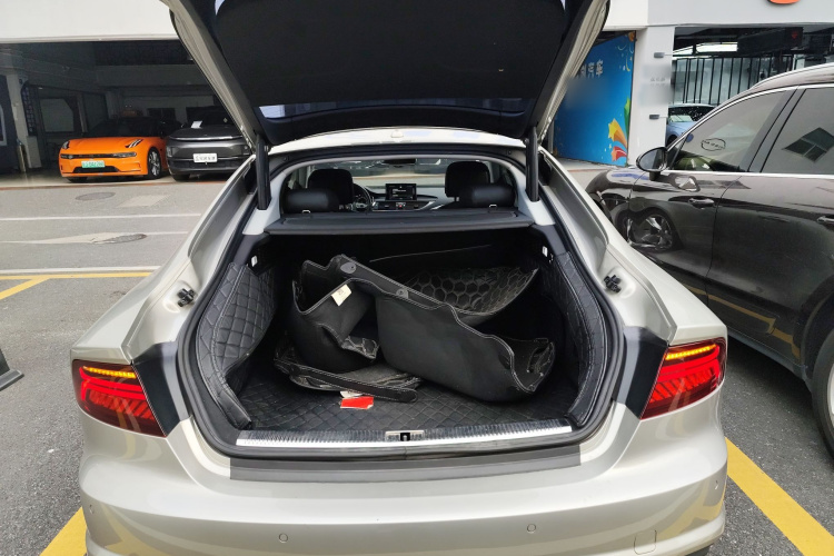 奥迪A7 2016款 40 TFSI 进取型局部细节23