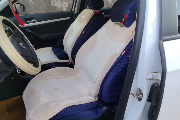 大众 朗逸 2015款 1.6L 手动风尚版中控内饰19