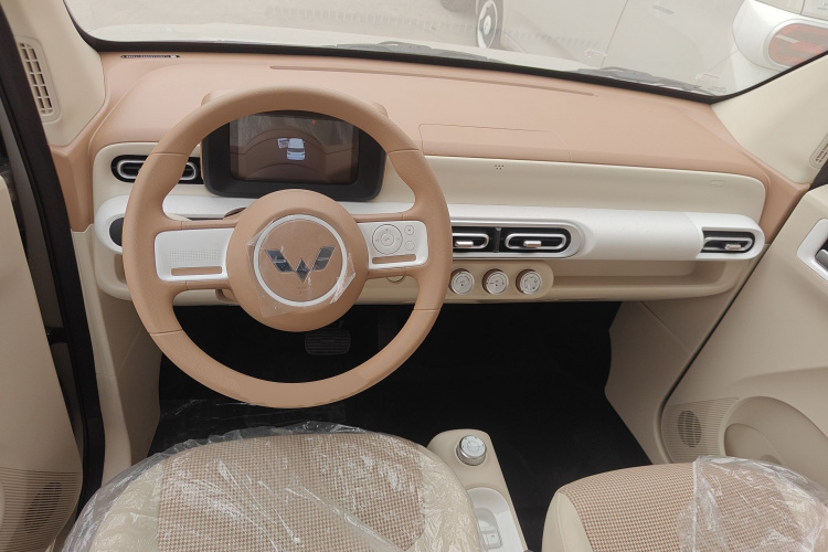 五菱汽车 宏光MINIEV 2024款 第三代 215km 青春版中控内饰12