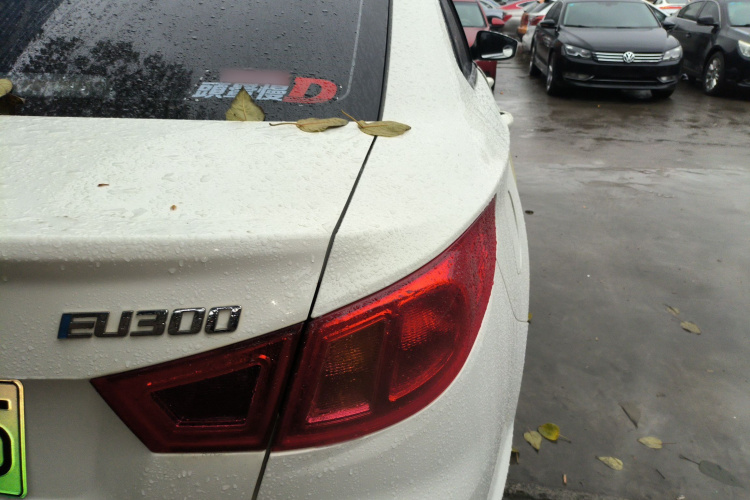 北汽新能源EU 2018款 EU快换乐途版车身外观6006