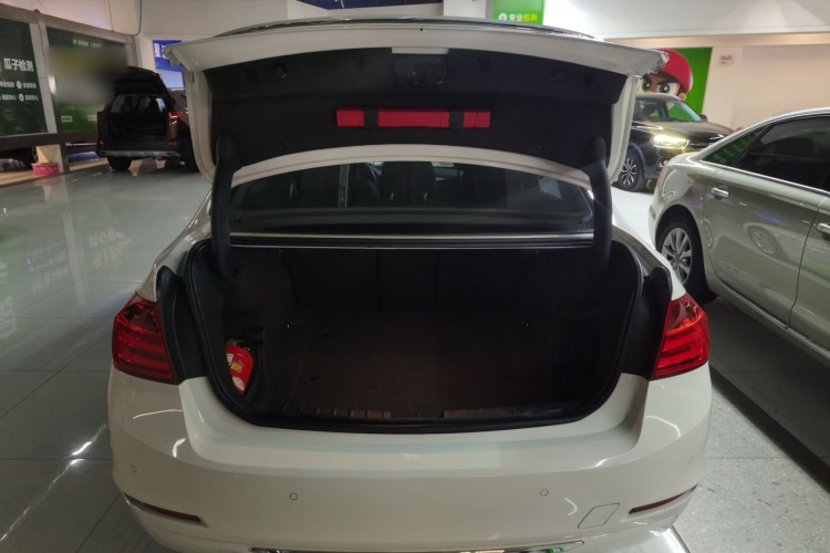 宝马3系 2015款 328Li xDrive时尚型局部细节23