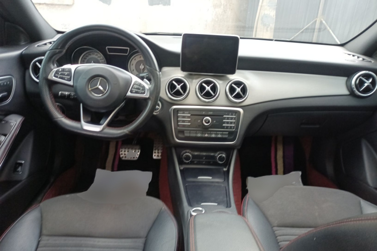 奔驰CLA 2015款 CLA 220 4MATIC中控内饰12