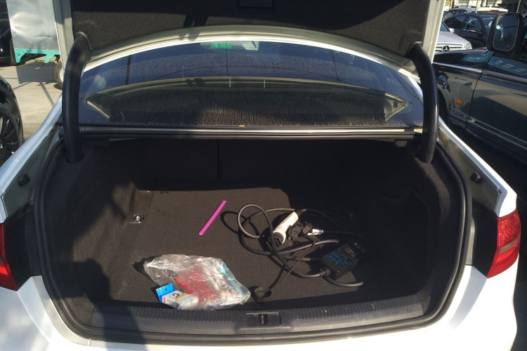 奥迪A4L 2016款 35 TFSI 自动舒适型局部细节23