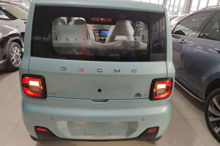 吉利银河 2024款 熊猫mini 200km 耐力熊车身外观6004