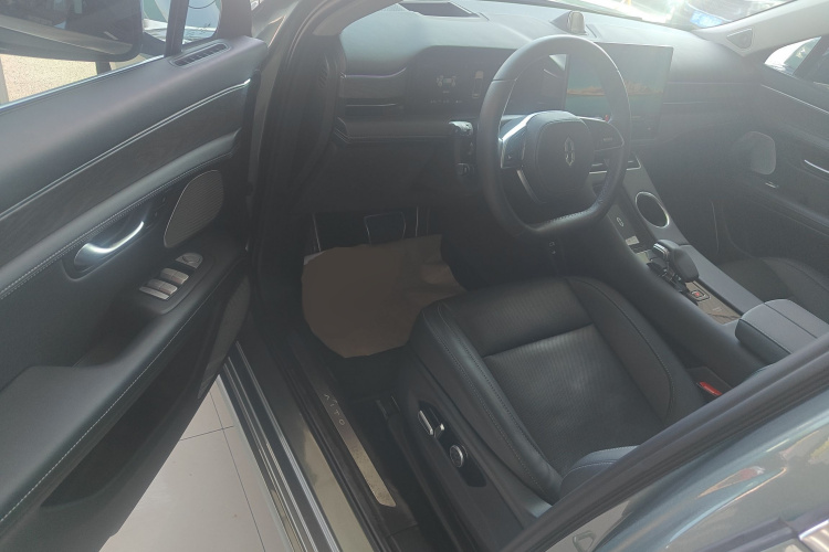 鸿蒙智行 问界M5 2022款 增程四驱旗舰版中控内饰20