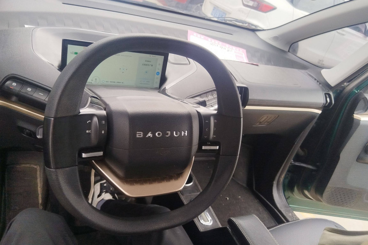 宝骏KiWi EV 2022款 设计师轻享版 三元锂中控内饰7002