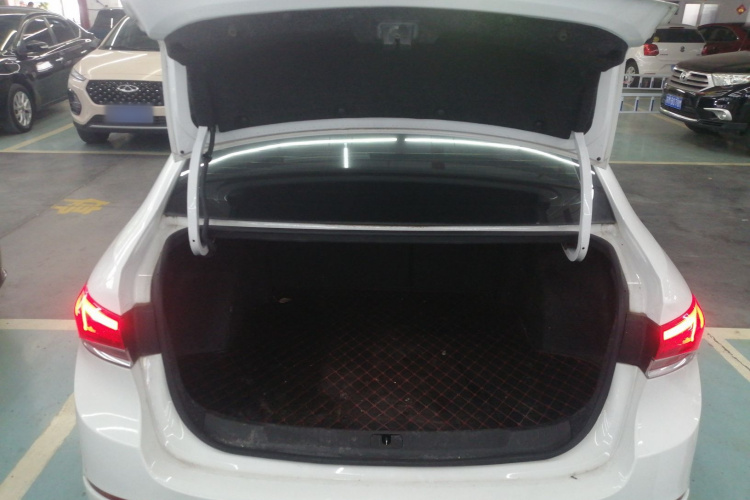 别克 英朗 2019款 18T 自动互联精英型 国VI局部细节23