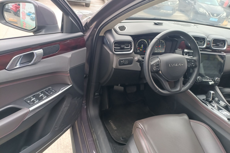 领克02 2020款 1.5T DCT两驱耀版中控内饰7003