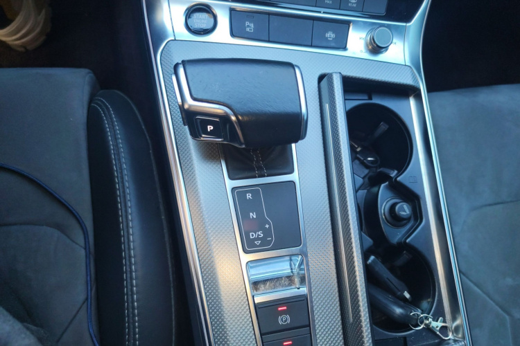 奥迪A6L 2020款 45 TFSI 臻选动感型局部细节18