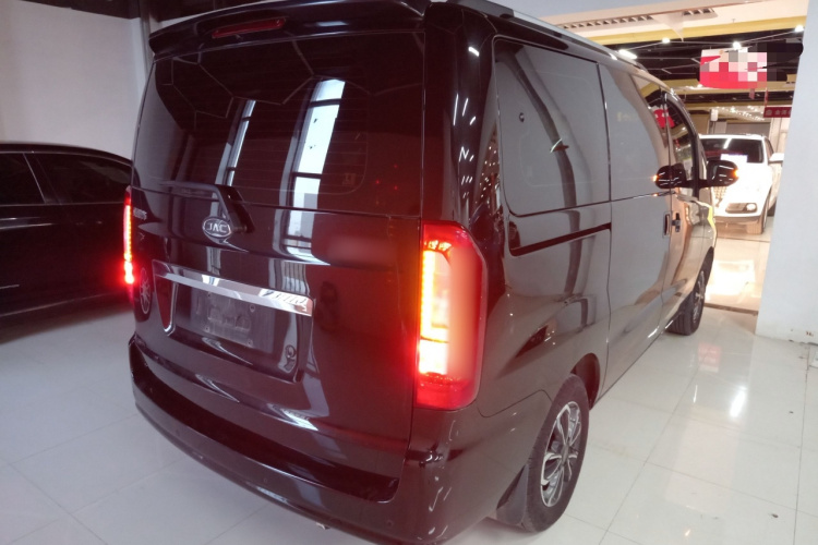 江淮瑞风 瑞风M3 2019款 宜家版 1.8L 豪华智能型车身外观6005