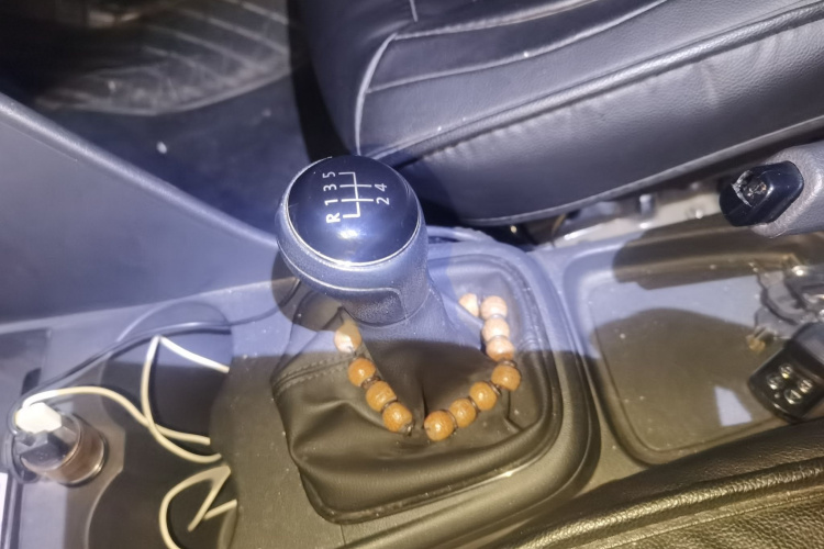 大众 Polo 2016款 1.4L 手动风尚型局部细节18