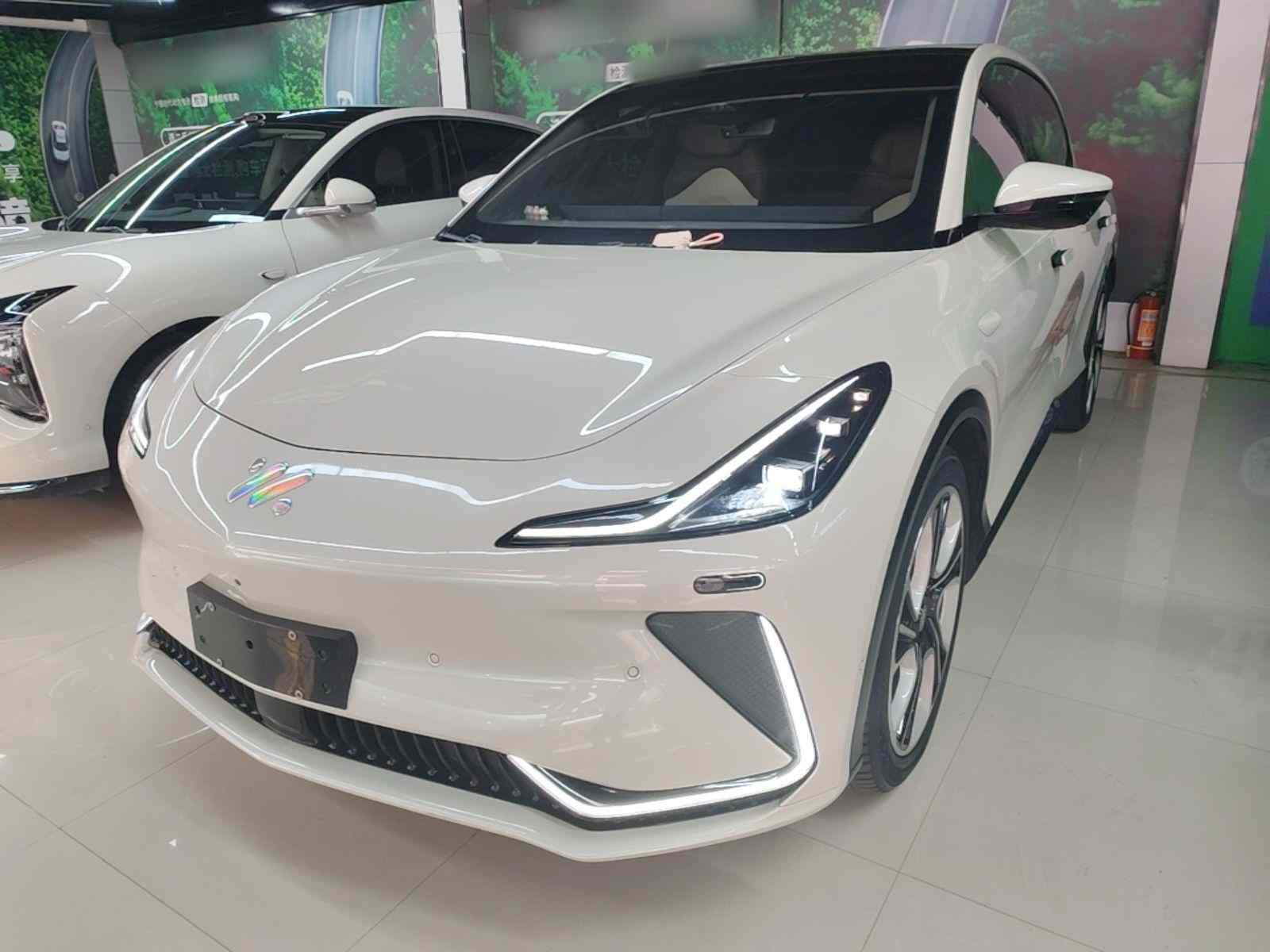 智己汽车 智己LS7 2023款 90kWh Elite后驱版(2)