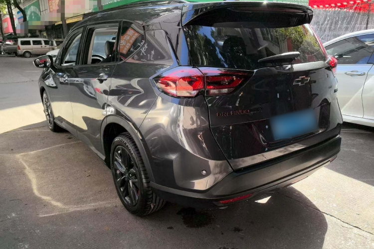 雪佛兰 沃兰多 2020款 轻混 Redline 530T 自动纵享版（5+2款）车身外观6006