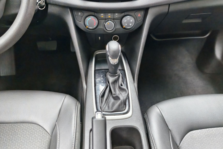 雪佛兰 科沃兹 2019款 325T 双离合欣悦版局部细节18