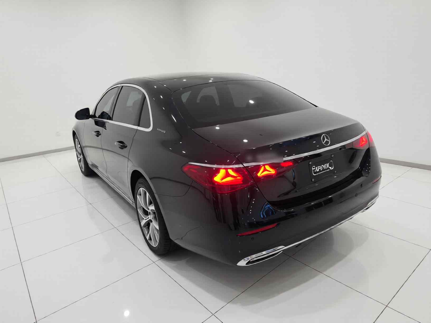 奔驰E级 2025款 E 300 L 时尚型(3)