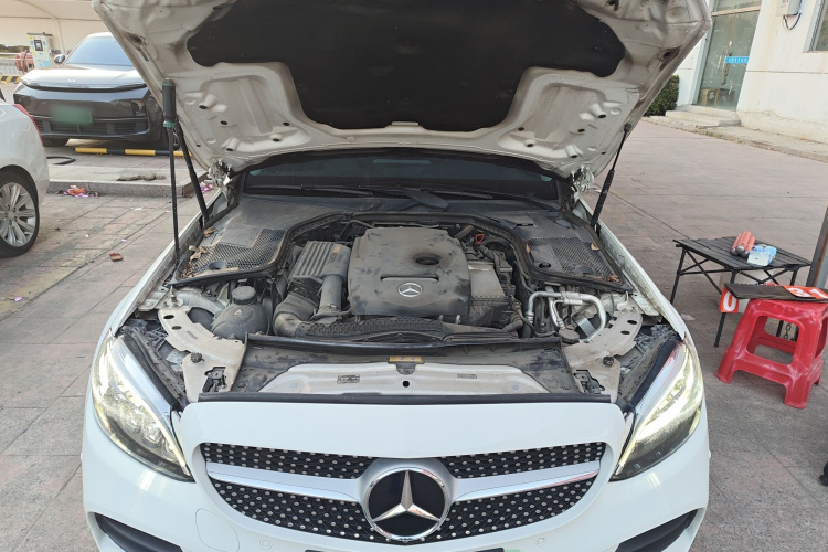 奔驰C级 2019款 C 180 L 时尚型运动版机舱底盘24