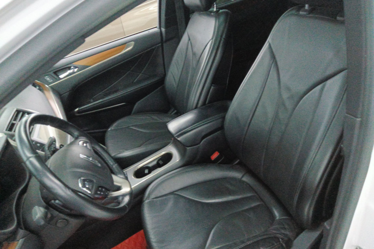 林肯MKC 2017款 2.0T 四驱尊雅版中控内饰19