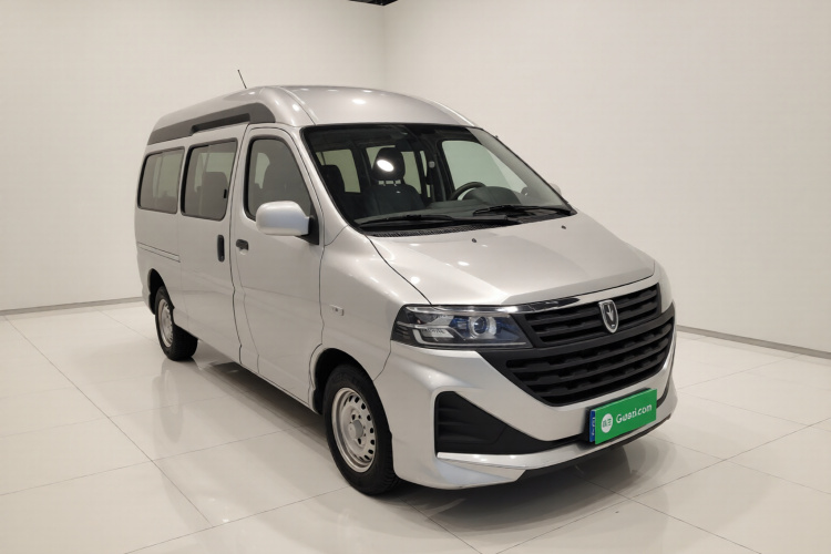 金杯海狮王 2021款 2.0L城运王系列畅运型高顶6座1TZS车身外观3