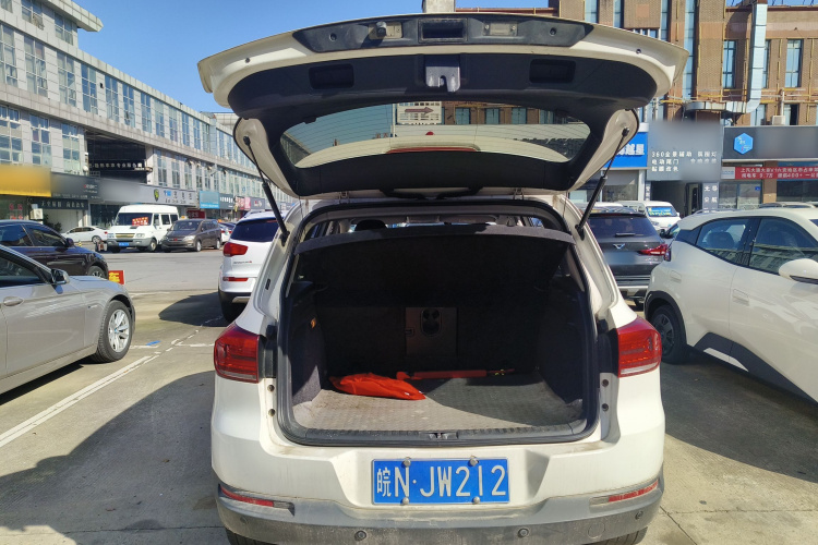 大众 途观 2017款 300TSI 自动两驱丝绸之路风尚版机舱底盘23