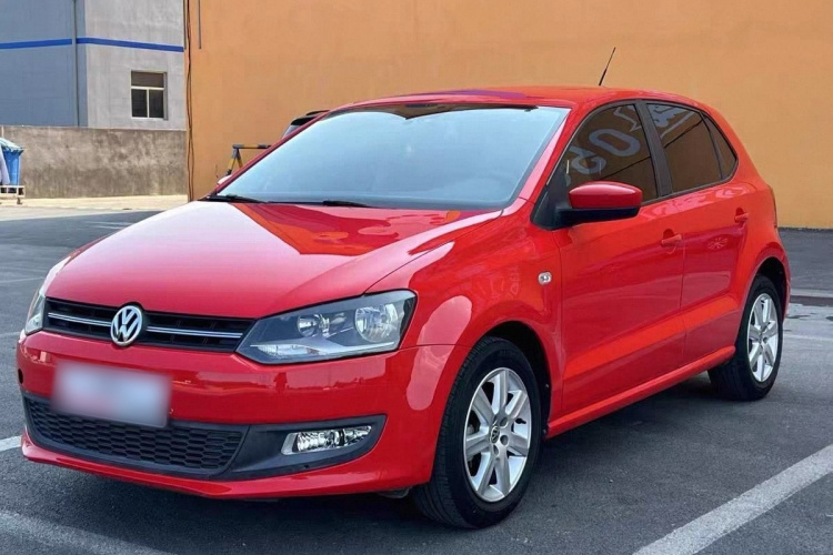 大众 Polo 2014款 1.4L 自动舒适版车身外观1