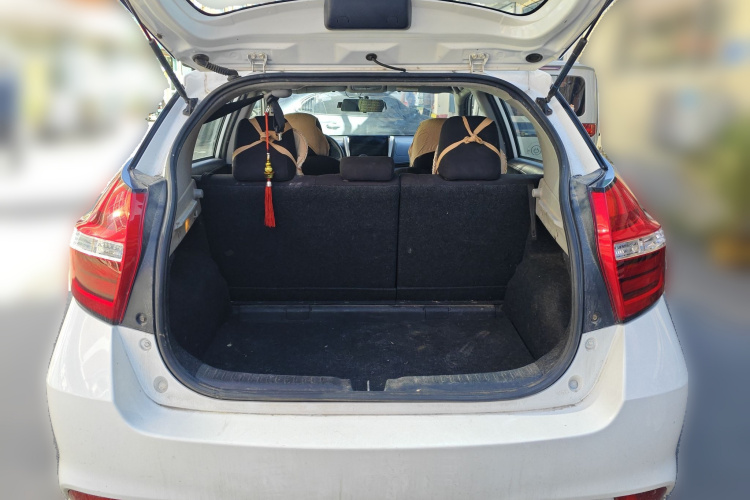 丰田 威驰FS 2017款 1.5L CVT锋驰版局部细节23