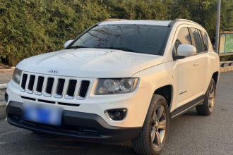 Jeep 指南者(进口) 2014款 改款 2.4L 四驱舒适版
