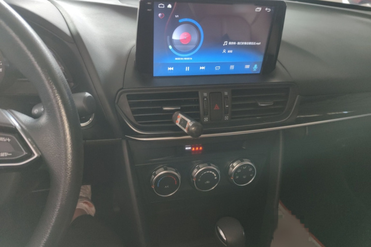 马自达CX-4 2021款 2.0L 自动两驱蓝天活力版局部细节16