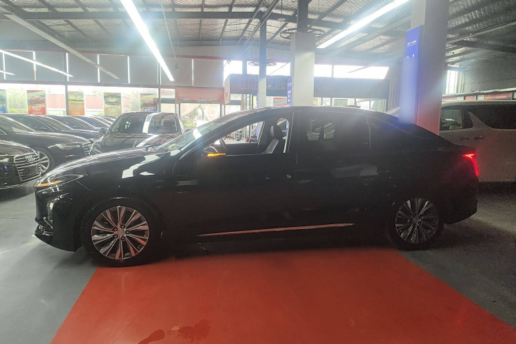 红旗E-QM5 2022款 431km 充电乐享版车身外观6003