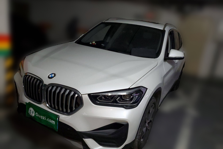 宝马X1 2022款 sDrive25Li 领先型车身外观1