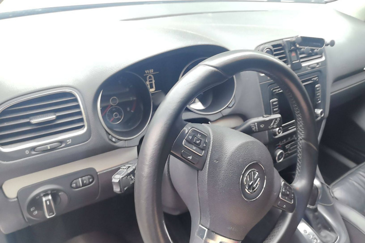 大众 高尔夫 2012款 1.4TSI 自动豪华型局部细节13