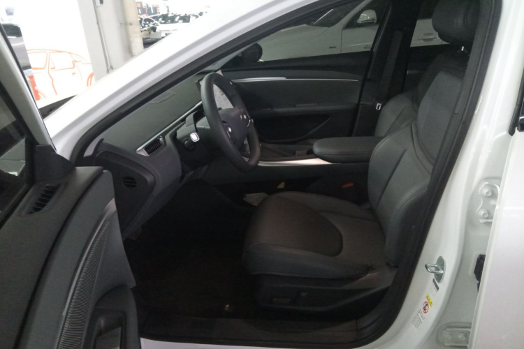 小鹏MONA M03 2024款 515 长续航中控内饰20