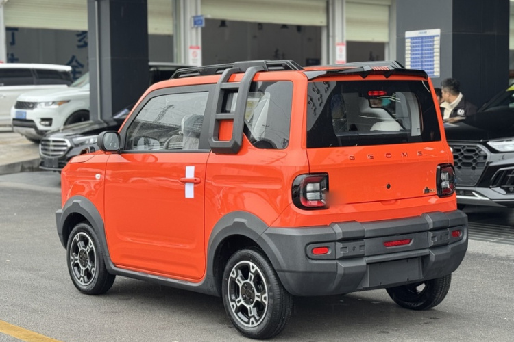 吉利银河 2025款 210km 熊猫骑士车身外观6003