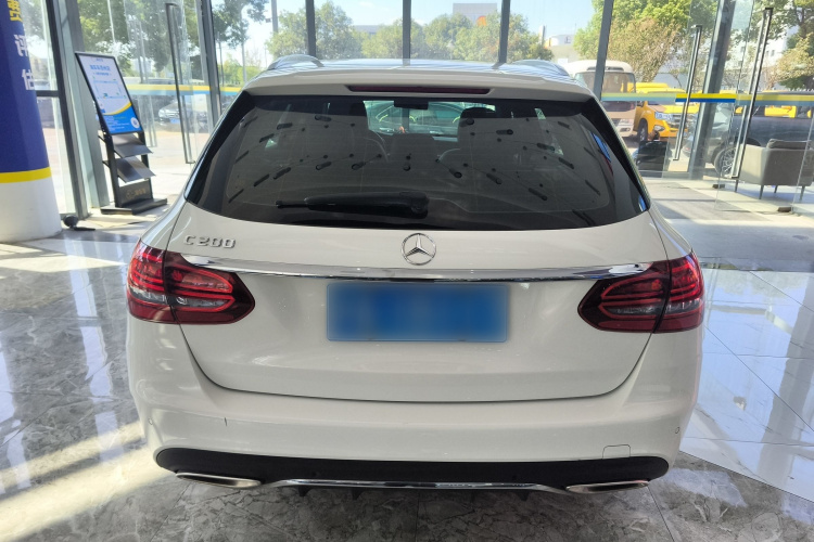 奔驰C级(进口) 2020款 改款 C 200 旅行轿车车身外观6