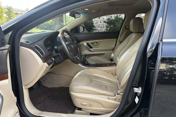 荣威950 2015款 1.8T 豪华版局部细节19